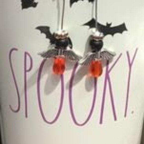 Halloween Angels - Picture 2 of 2